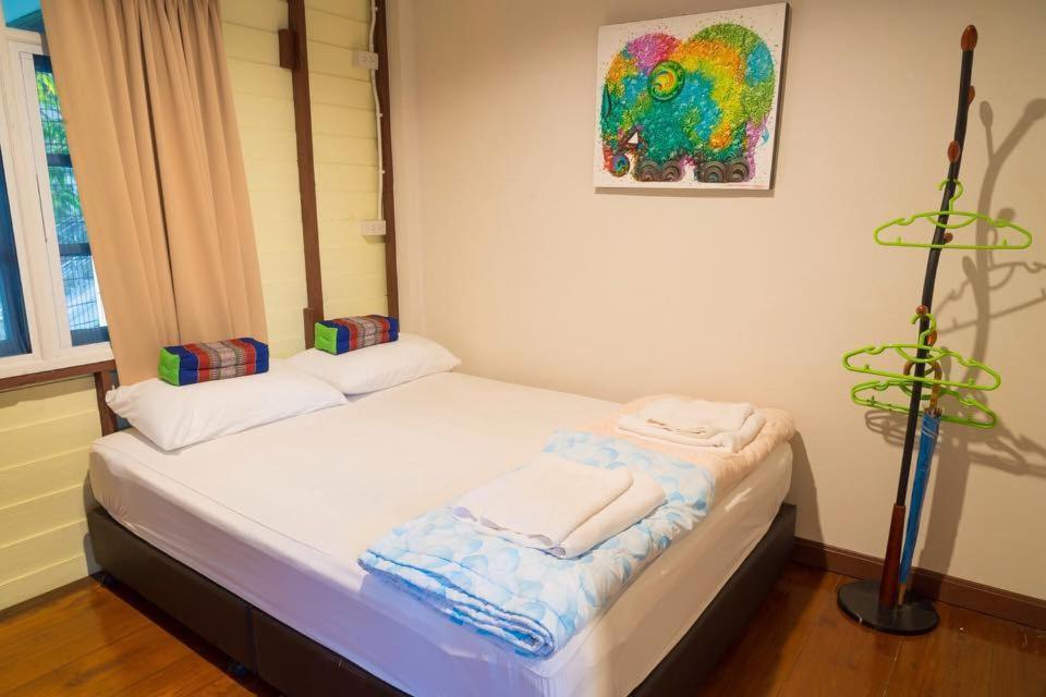 Nty Hostel Near Suvarnabhumi Airport Banguecoque Exterior foto