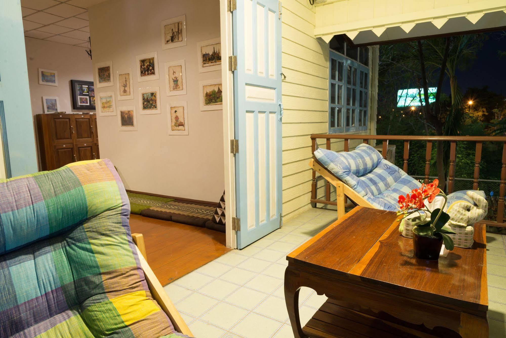 Nty Hostel Near Suvarnabhumi Airport Banguecoque Exterior foto